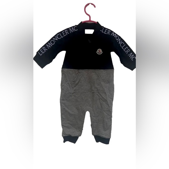 - MONCLER Two tone baseball-Collarcoverall size 6-9months